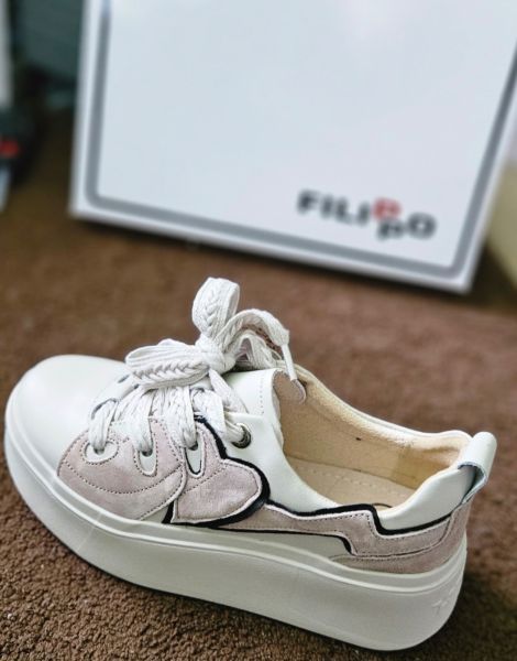 Béžové kožené sneakersy Filippo DP6684/25 BE