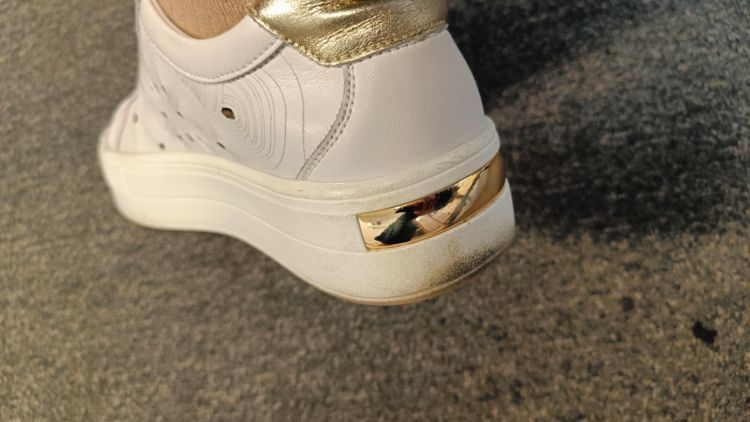 Bílé kožené boty Filippo DP6015/24 WH