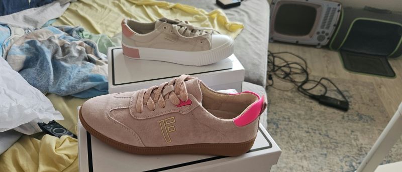 Růžové kožené tenisky Filippo DP7510/26 PI