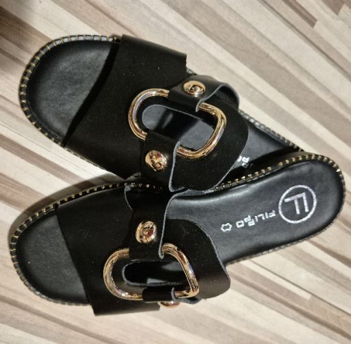 Černé kožené pantofle Filippo DK6264/24 BK