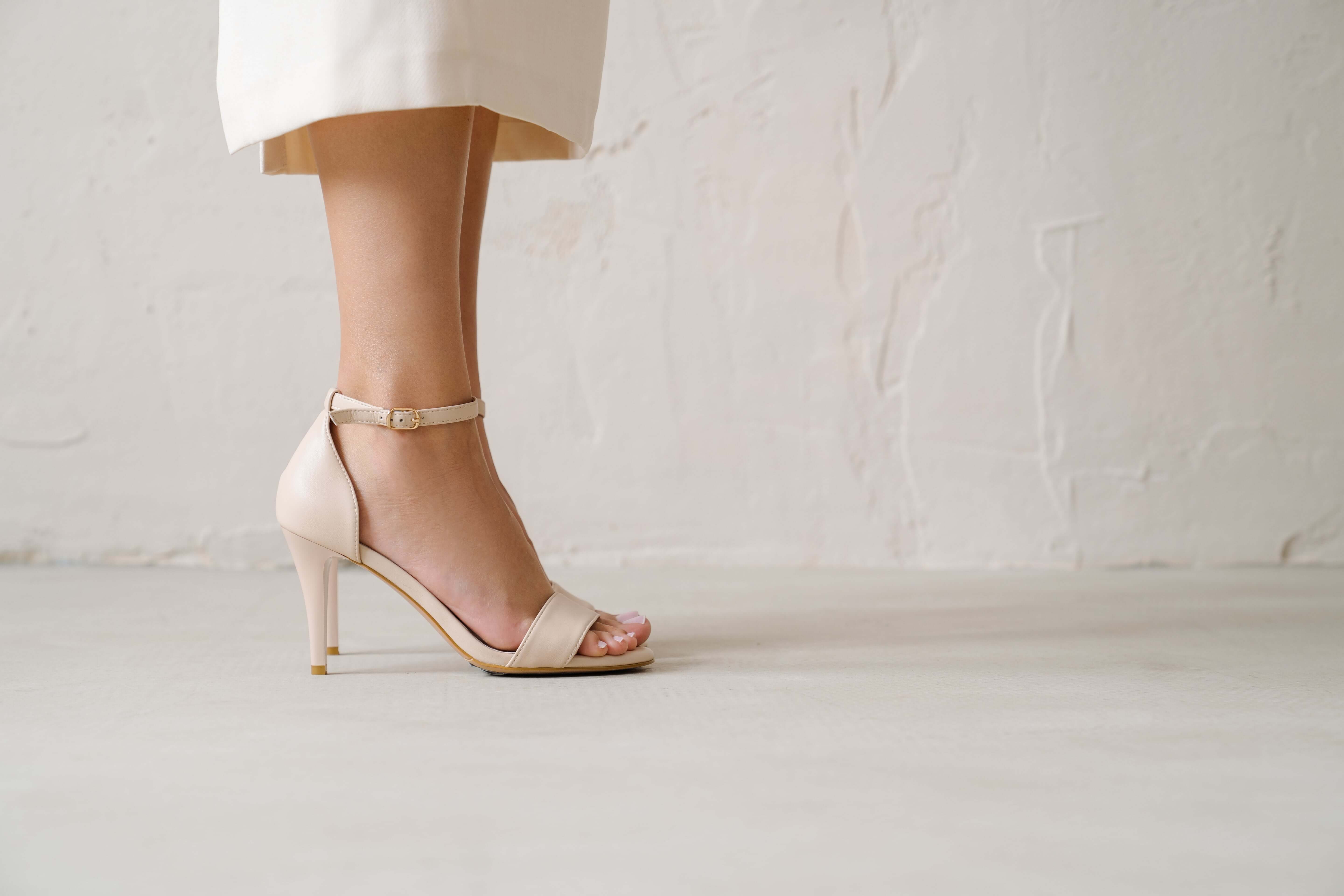 Šatové-sandály-na-večerní-vycházky