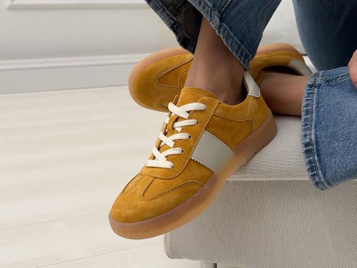 Jak natáhnout boty na špičce? Efektivní způsoby, jak boty příliš utáhnout